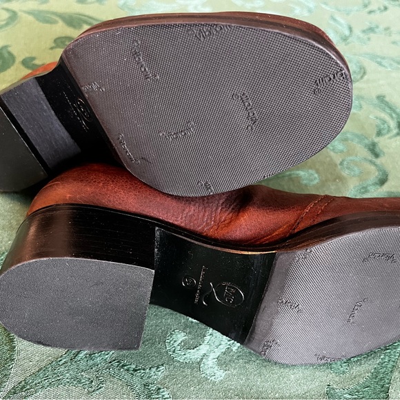 Alexander Mc Queen Leather ankle boots - Picture 8 of 8